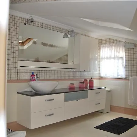 7 Saias Apartament *